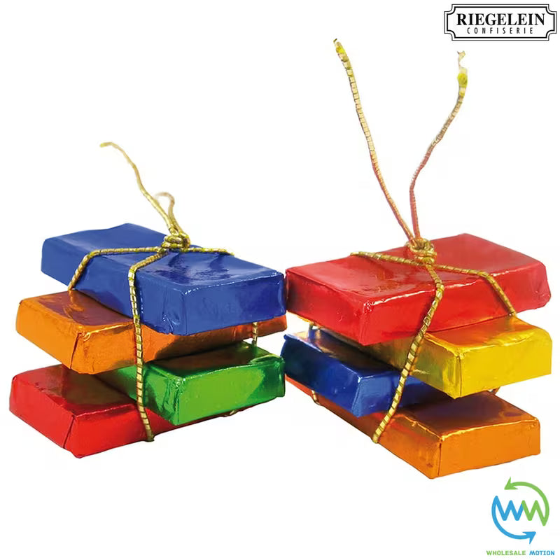 FULL DRUM OF 22 Milk Chocolate NAPOLITAINS Christmas PARCEL TREE DECORATIONS Retro SHINY FOIL Foiled PARCELS SWEETS XMAS Wrapped FESTIVE Red Green White SANTA Riegelein 12.28g